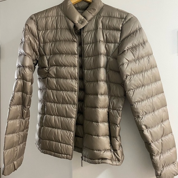 Aritzia Babaton Blake goose down puffer jacket - Picture 1 of 1